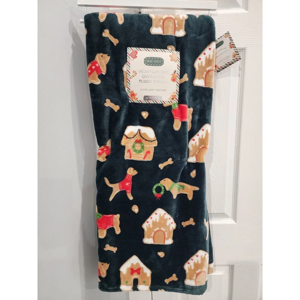 Oversized Christmas Holiday Gingerbread Dog House Soft Plush Blanket Throw